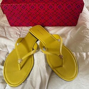 New In Box Tory Burch Bright Yellow Sandals